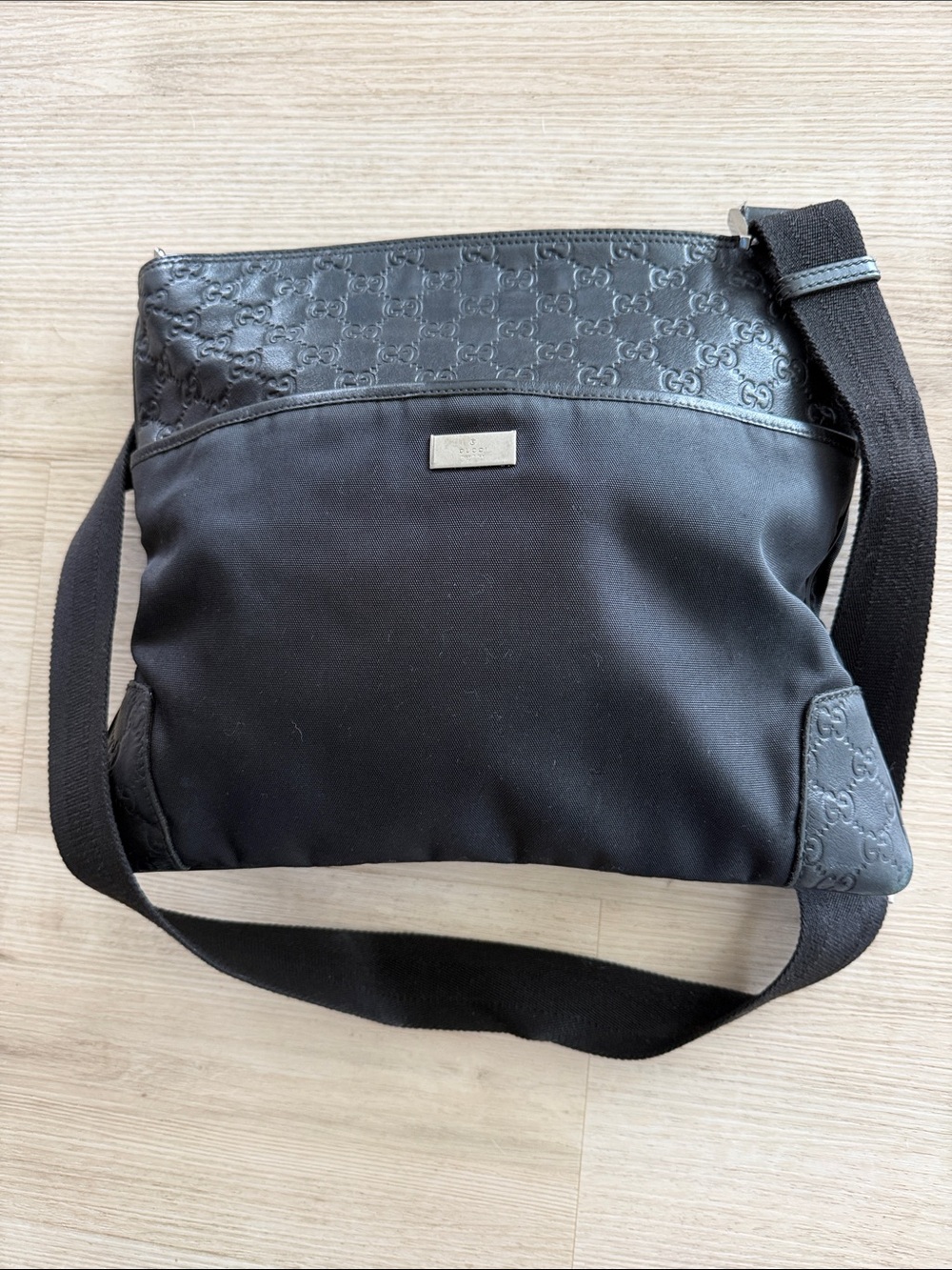 ♥️Guccissima Black Messenger Bag♥️Vintage Classic Style♥️